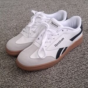 Reebok (samba style) tennis shoes
